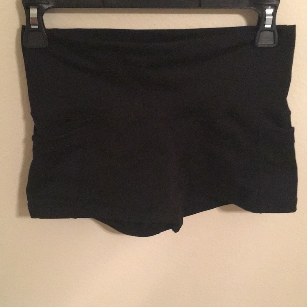 High Waisted PopFlex (Blogilates) Shorts - pockets